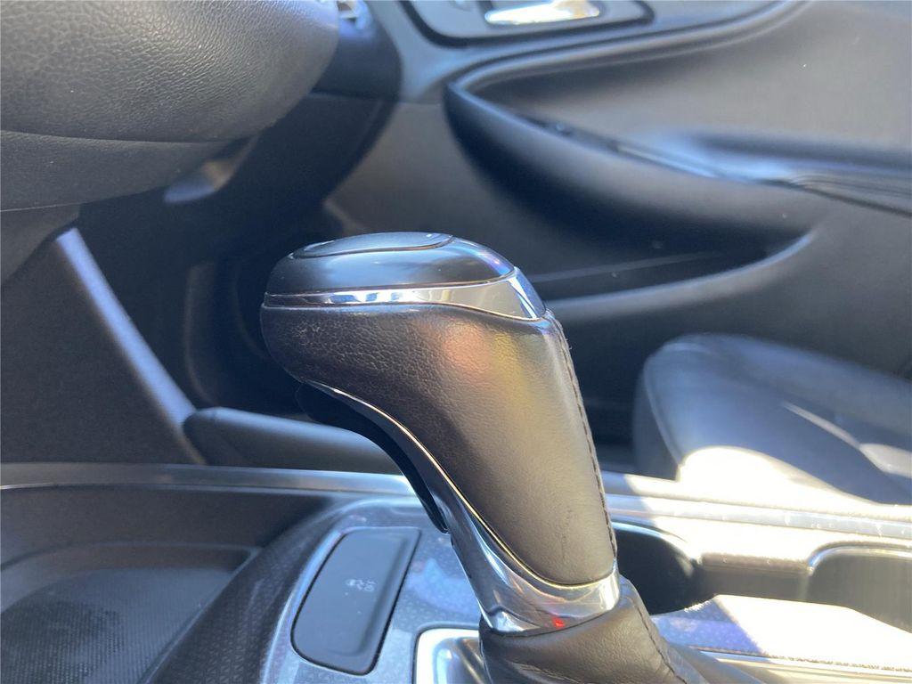 used 2018 Chevrolet Malibu car, priced at $12,204