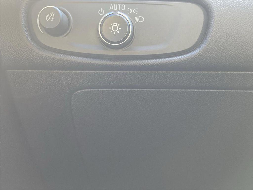 used 2018 Chevrolet Malibu car, priced at $12,204