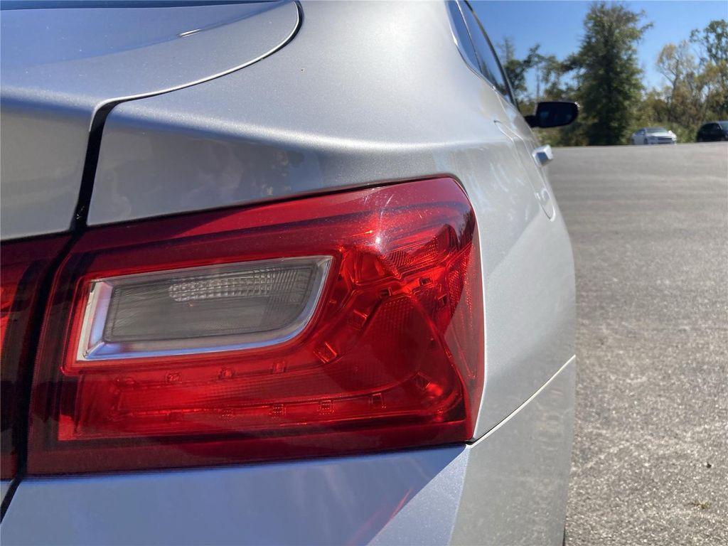 used 2018 Chevrolet Malibu car, priced at $12,204