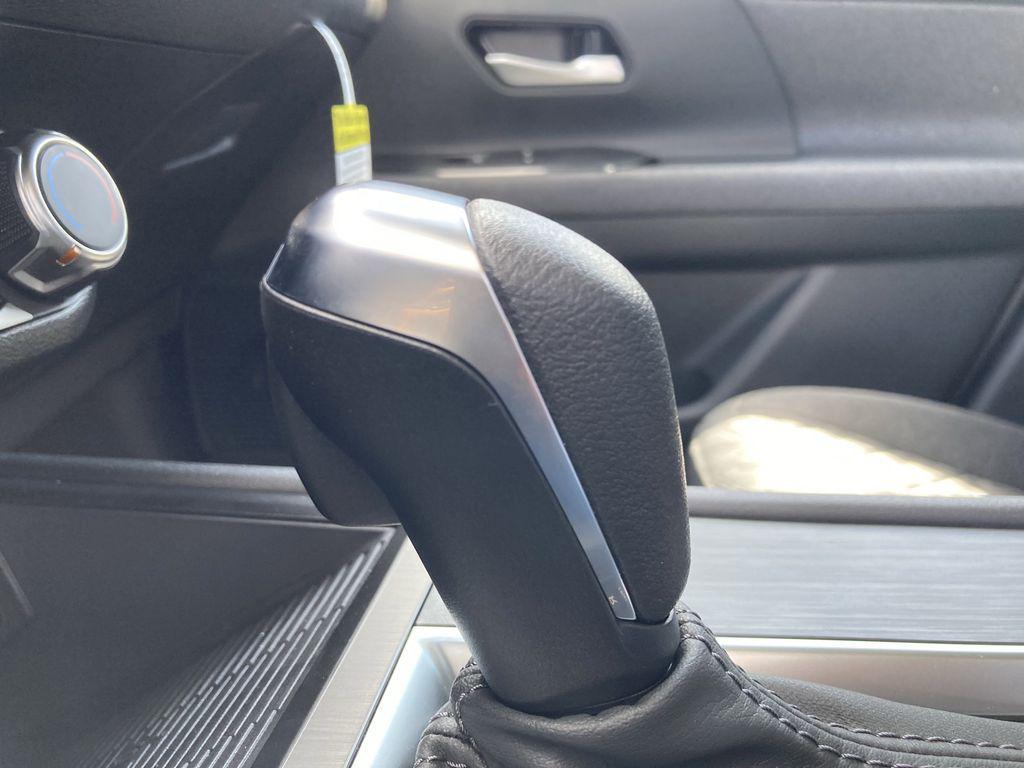 new 2025 Nissan Kicks car, priced at $23,779