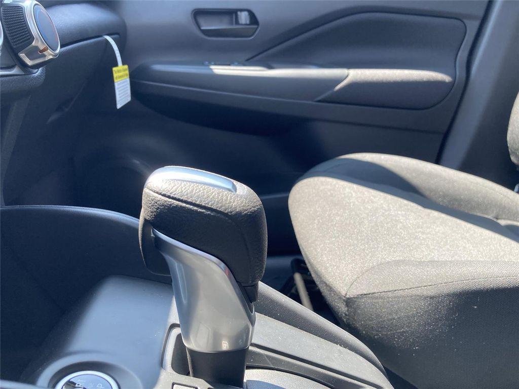 new 2025 Nissan Kicks car, priced at $22,040