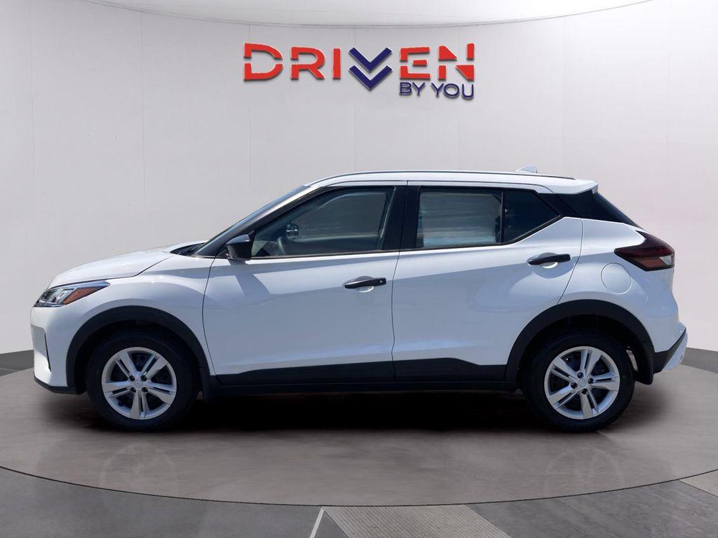 new 2025 Nissan Kicks car, priced at $22,040