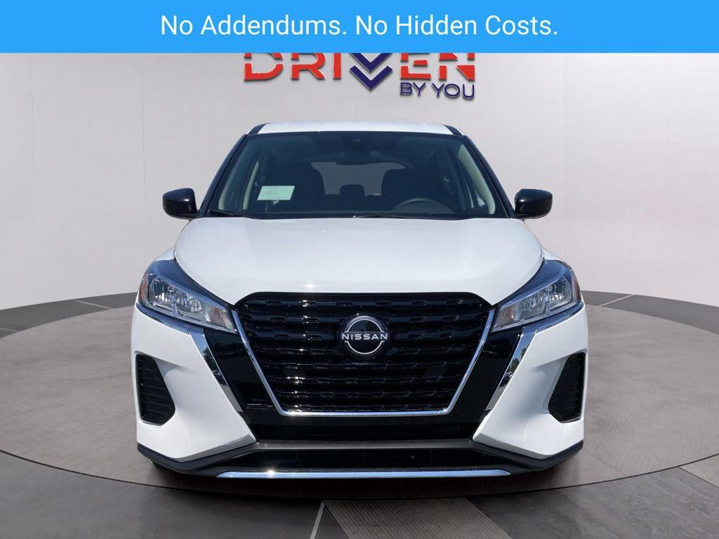 new 2025 Nissan Kicks car, priced at $22,040