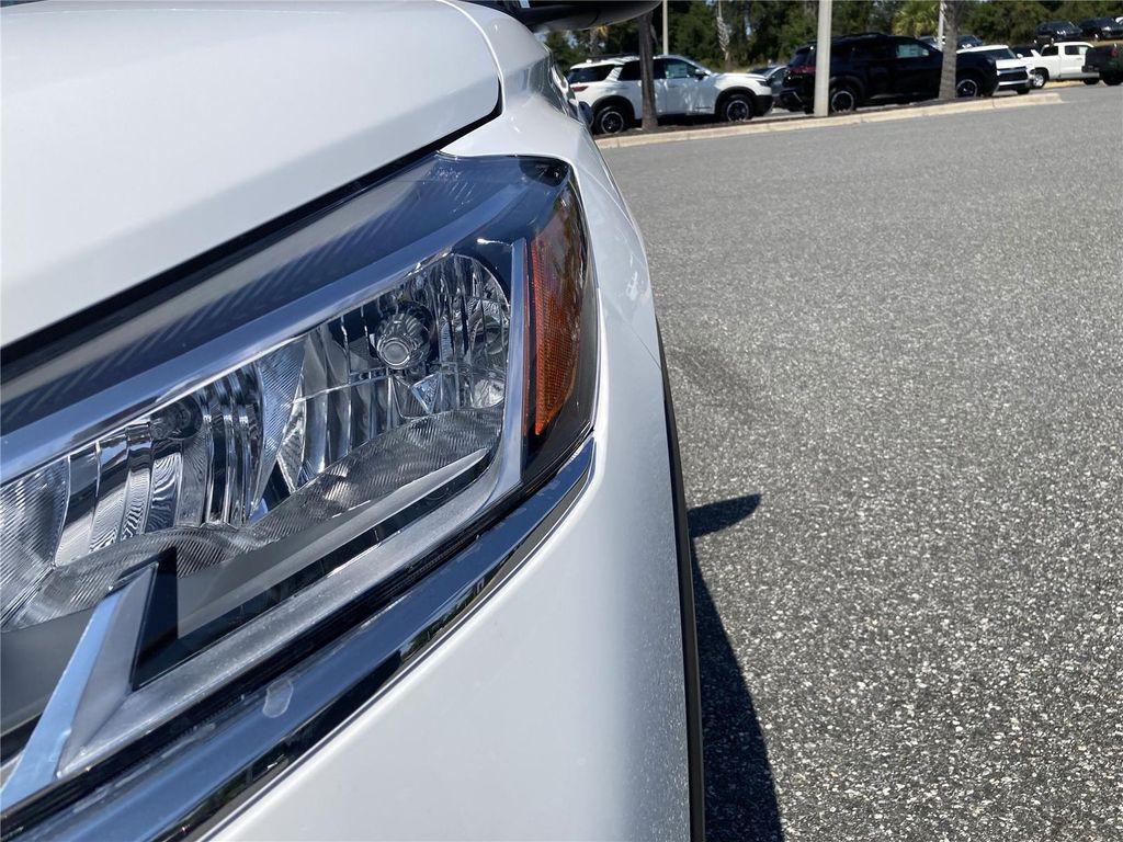 new 2025 Nissan Kicks car, priced at $22,040