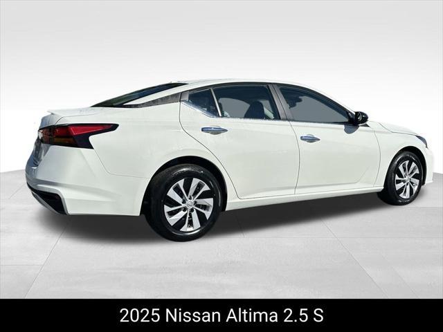 new 2025 Nissan Altima car, priced at $26,552