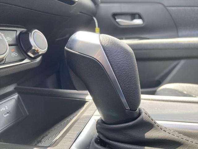 new 2025 Nissan Kicks car, priced at $24,990
