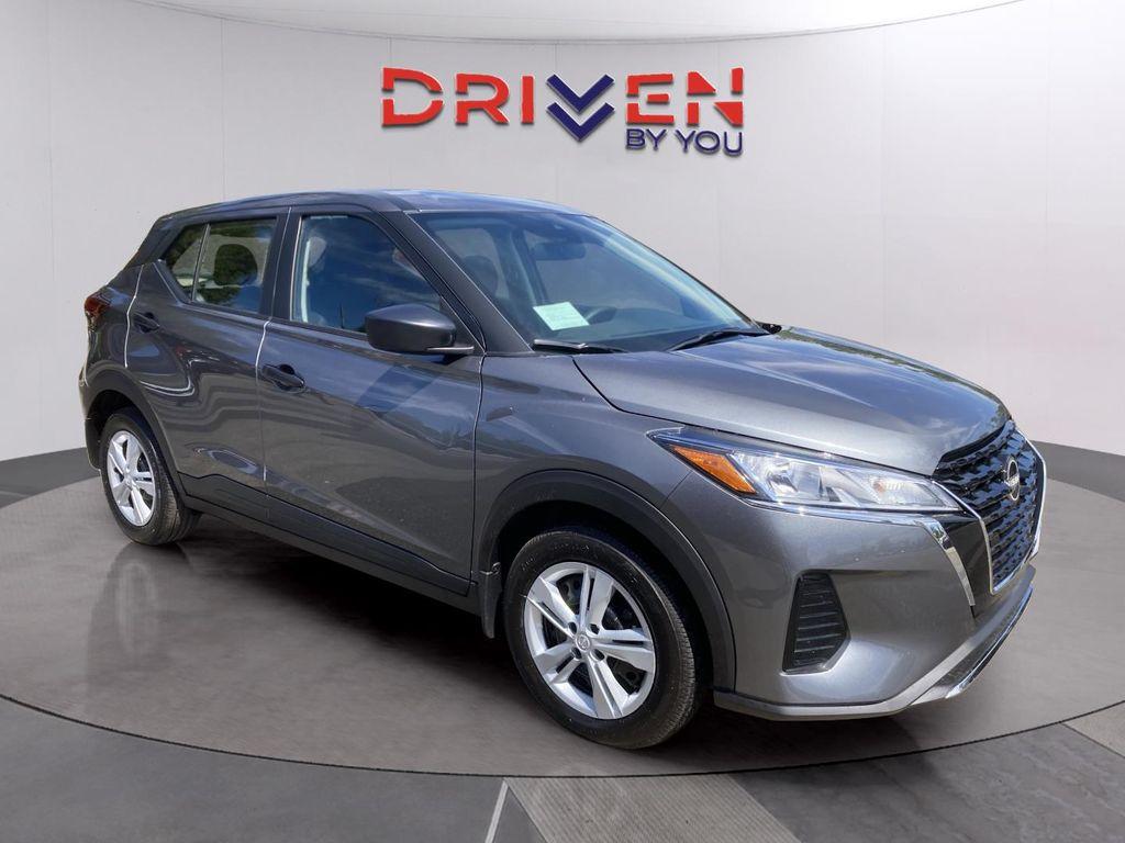 new 2025 Nissan Kicks car, priced at $22,040