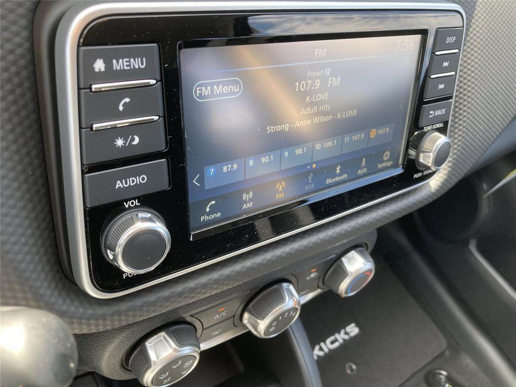 new 2025 Nissan Kicks car, priced at $22,040