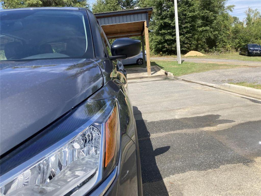 new 2025 Nissan Kicks car, priced at $22,040