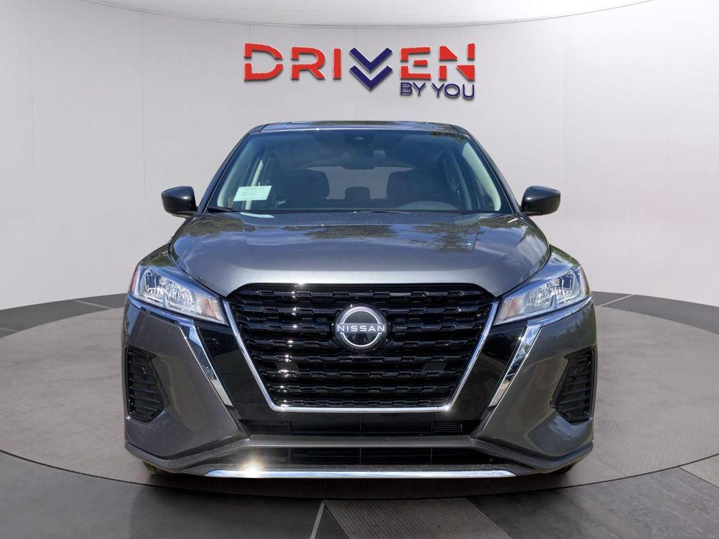 new 2025 Nissan Kicks car, priced at $22,040
