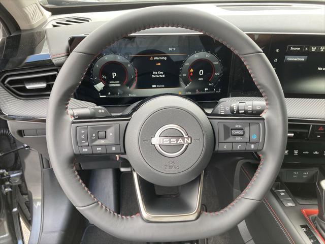 new 2025 Nissan Kicks car, priced at $27,403