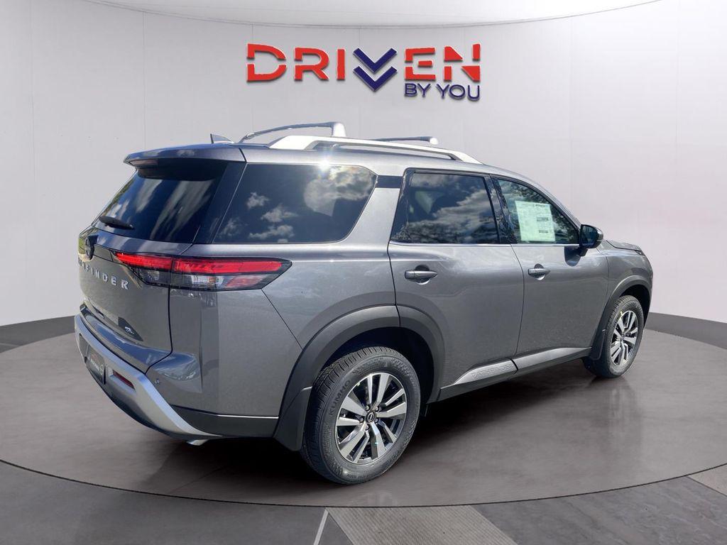 new 2025 Nissan Pathfinder car, priced at $35,835