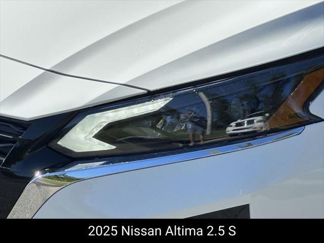 new 2025 Nissan Altima car, priced at $26,552