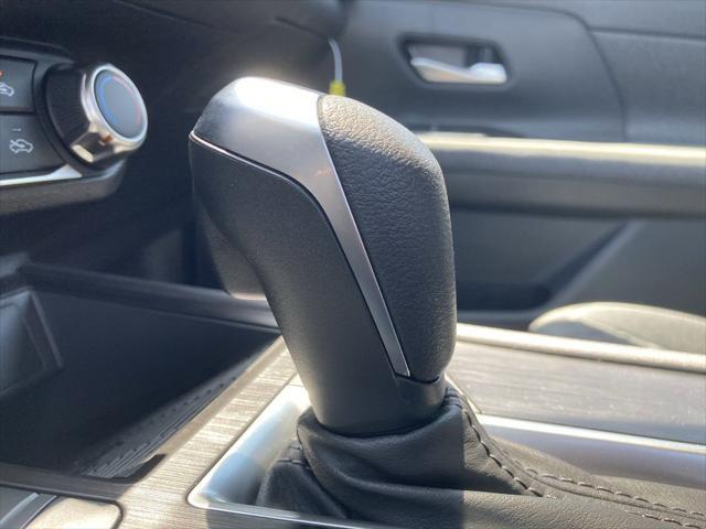 new 2025 Nissan Kicks car, priced at $25,321