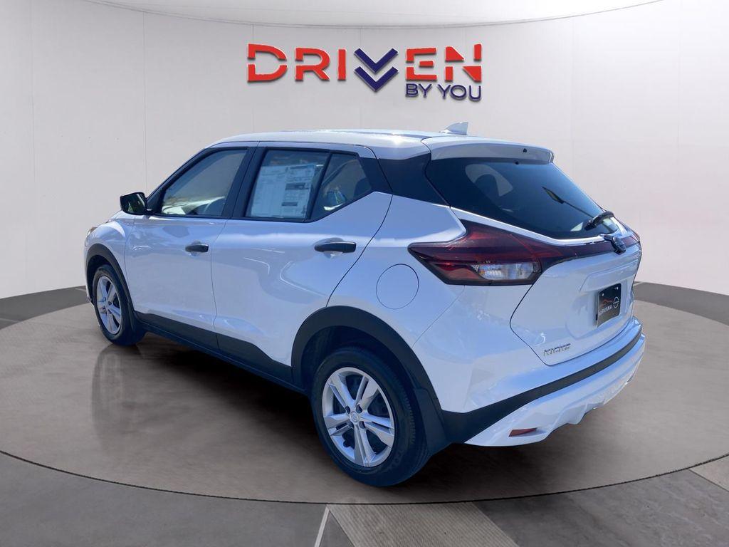 new 2025 Nissan Kicks car, priced at $22,040