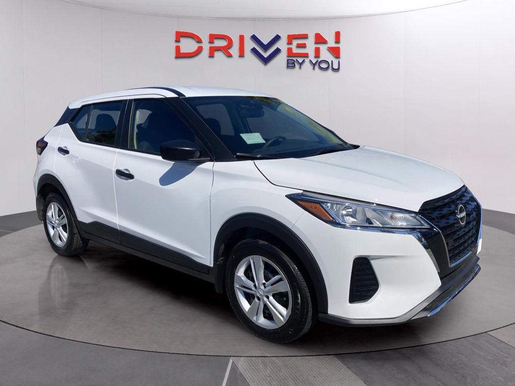 new 2025 Nissan Kicks car, priced at $22,040