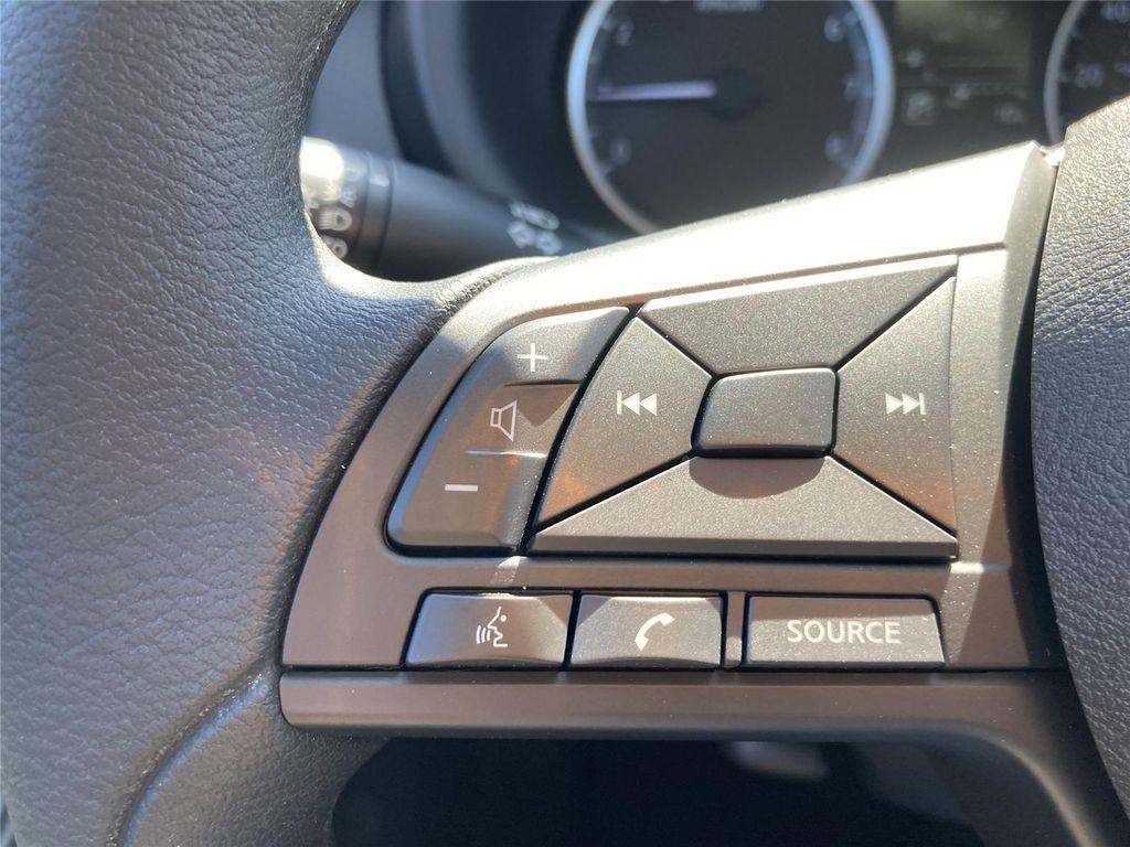 new 2025 Nissan Kicks car, priced at $22,040