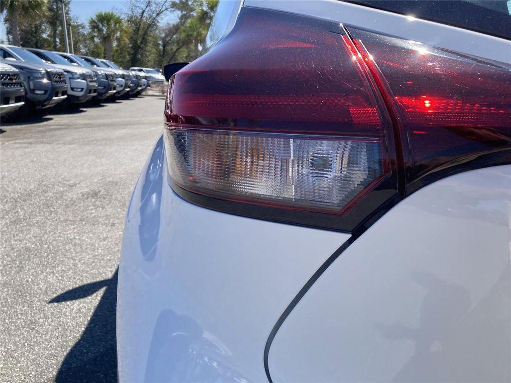 new 2025 Nissan Kicks car, priced at $22,040