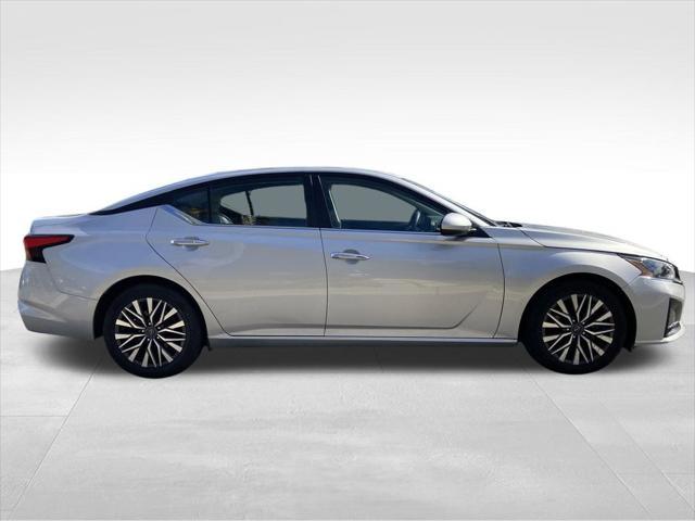 used 2023 Nissan Altima car, priced at $20,470