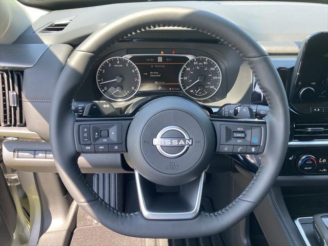 new 2025 Nissan Pathfinder car, priced at $40,769
