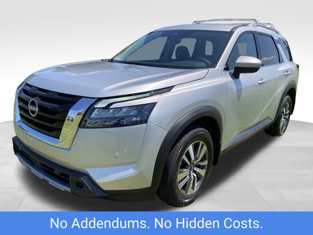 new 2025 Nissan Pathfinder car, priced at $40,721