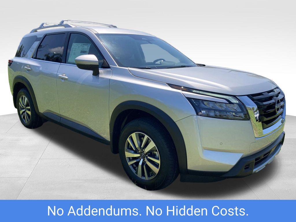 new 2025 Nissan Pathfinder car, priced at $40,721