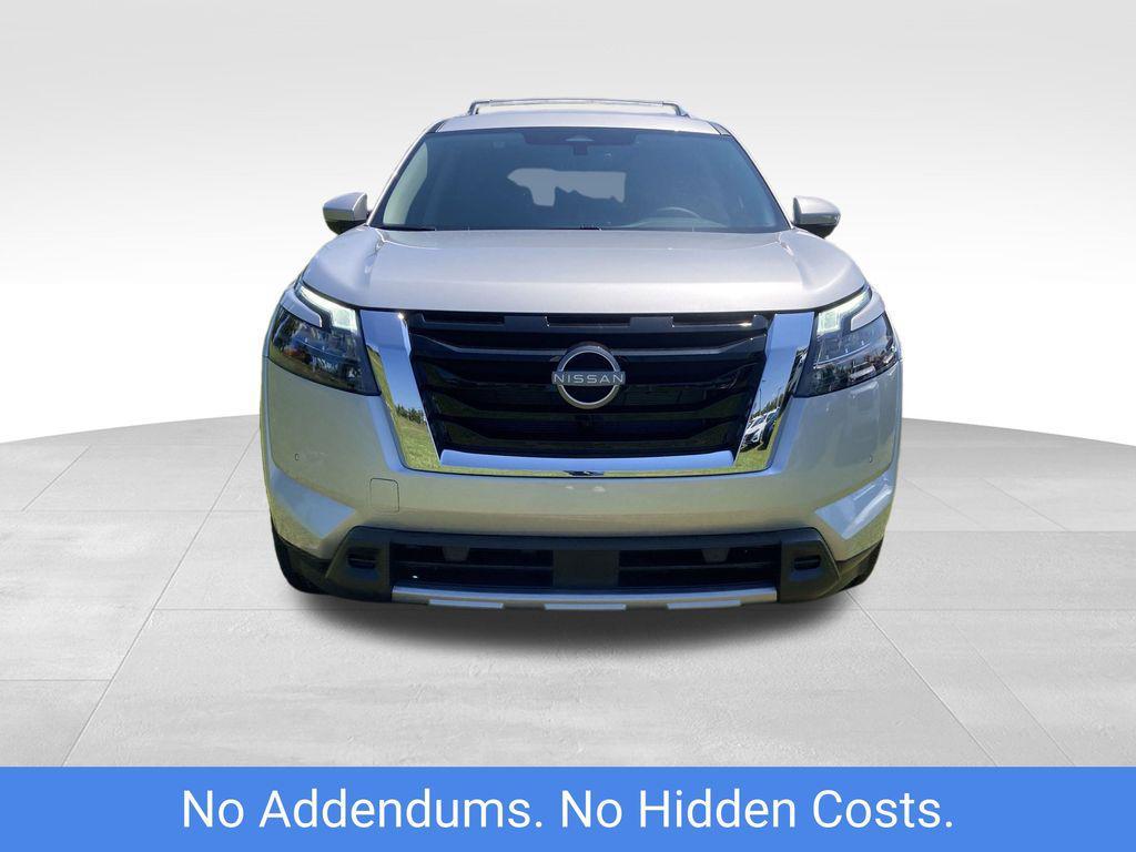 new 2025 Nissan Pathfinder car, priced at $40,721
