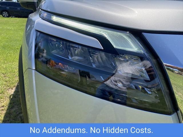 new 2025 Nissan Pathfinder car, priced at $40,769