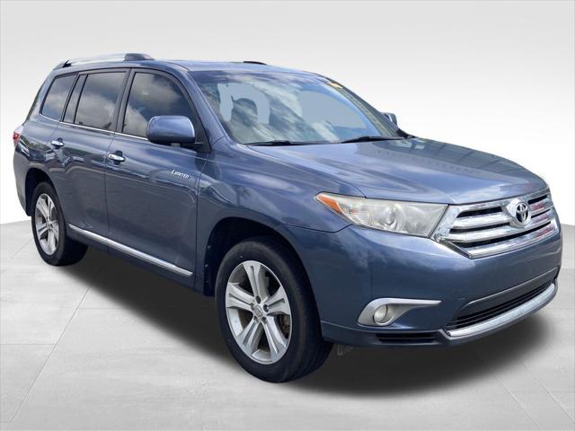 used 2011 Toyota Highlander car, priced at $8,999