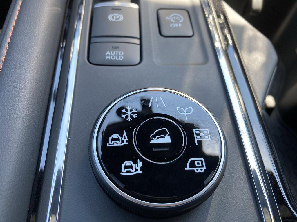 new 2025 Nissan Pathfinder car, priced at $42,768