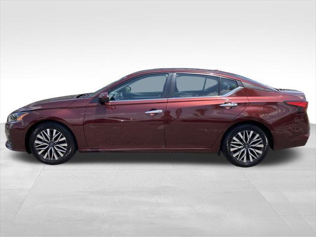 used 2023 Nissan Altima car, priced at $19,999