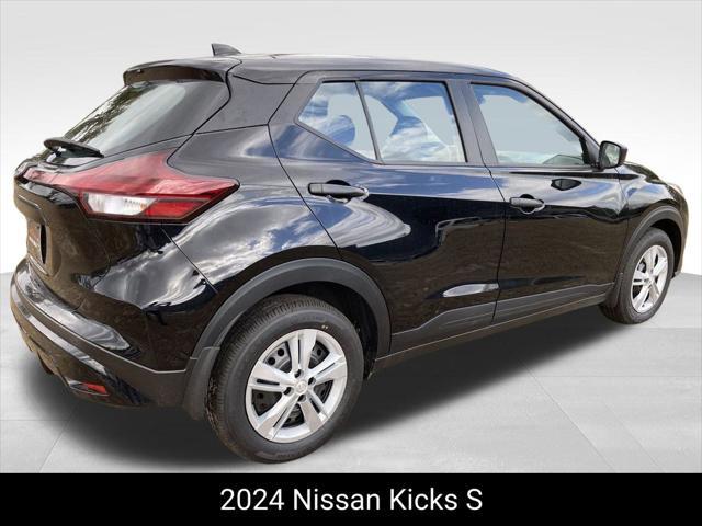 new 2024 Nissan Kicks car, priced at $22,045