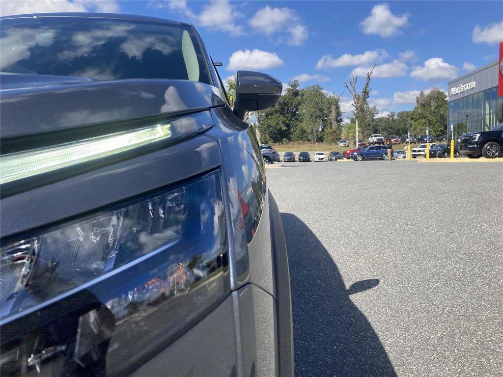 new 2025 Nissan Pathfinder car, priced at $36,329