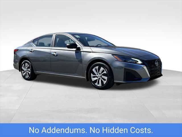 new 2025 Nissan Altima car, priced at $27,079