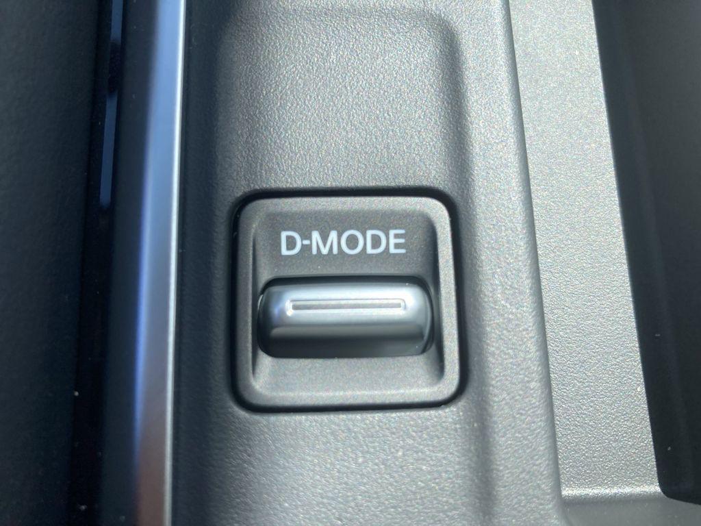 new 2025 Nissan Pathfinder car, priced at $38,497