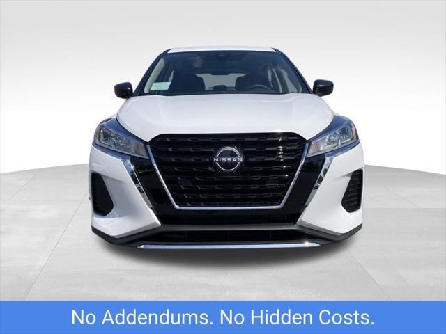 new 2025 Nissan Kicks car, priced at $23,230