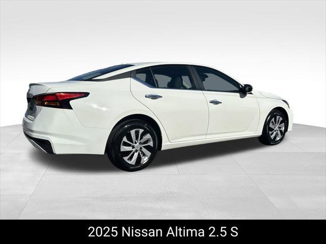 new 2025 Nissan Altima car, priced at $26,552