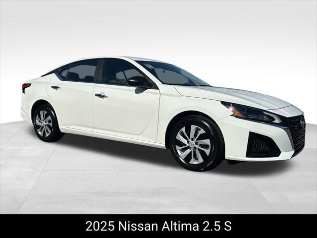 new 2025 Nissan Altima car, priced at $26,552