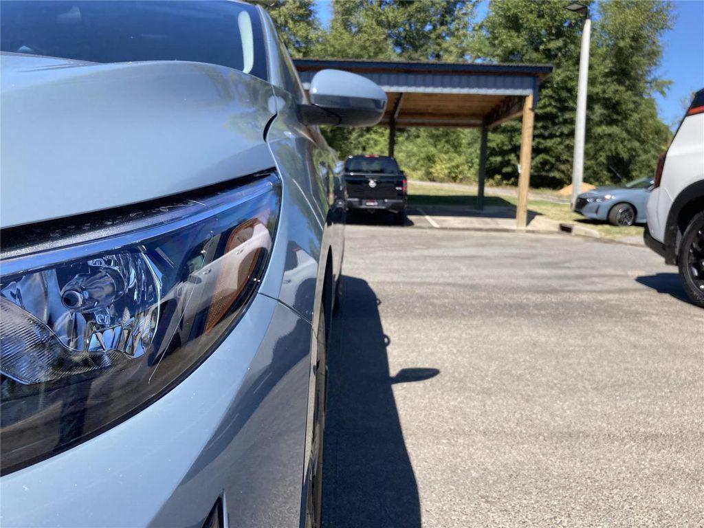 new 2025 Nissan Sentra car, priced at $22,059