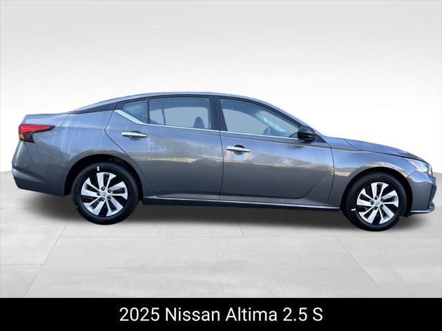 new 2025 Nissan Altima car, priced at $26,552