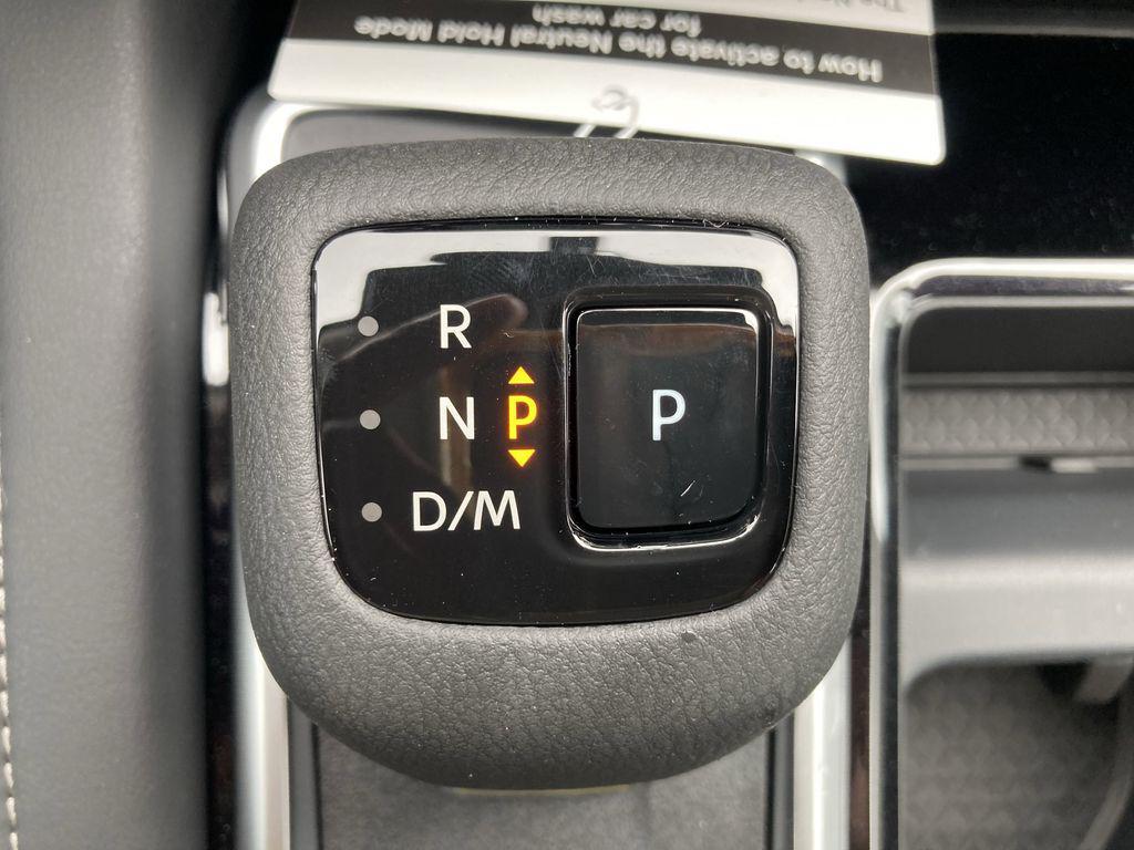 new 2025 Nissan Pathfinder car, priced at $42,824