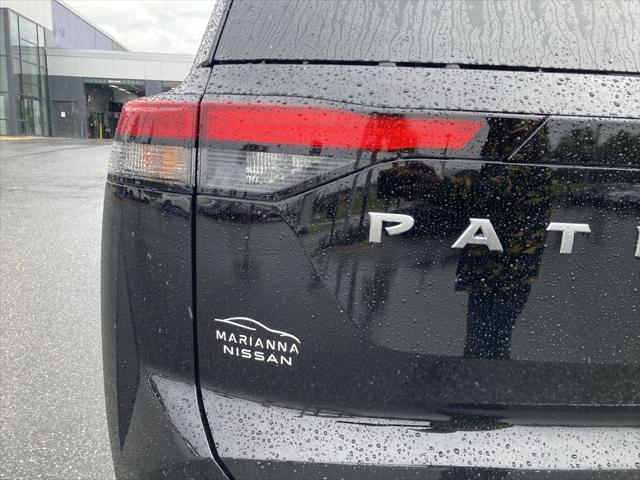 new 2025 Nissan Pathfinder car, priced at $43,812