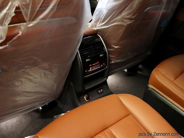 new 2026 BMW X7 car, priced at $100,475