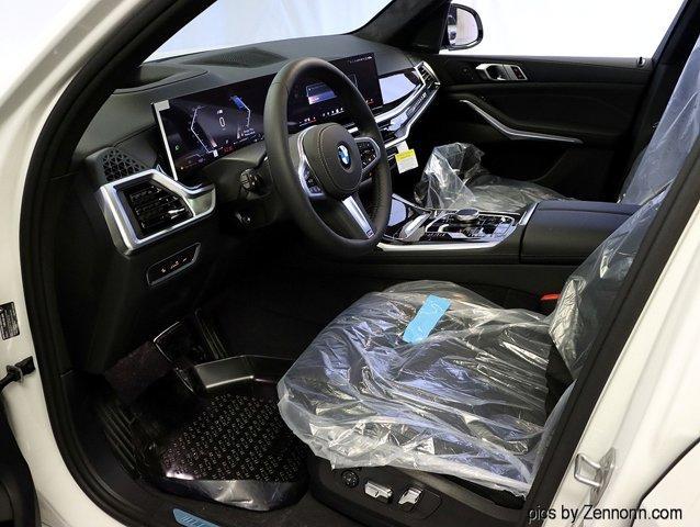 new 2026 BMW X7 car, priced at $94,525