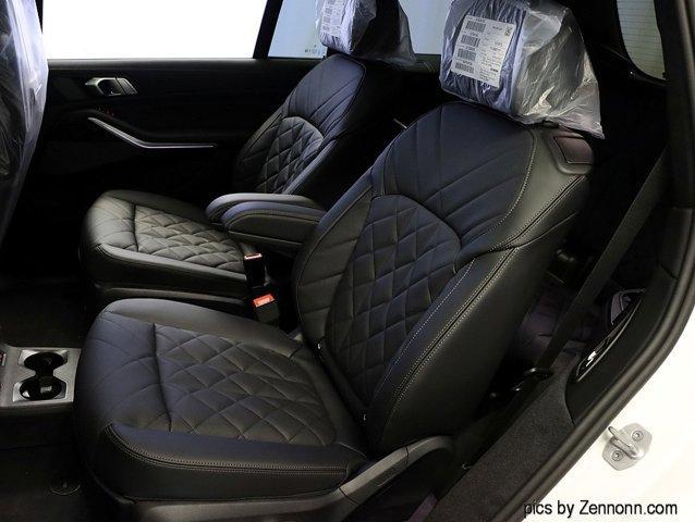 new 2026 BMW X7 car, priced at $94,525