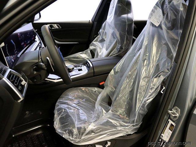 new 2026 BMW X7 car, priced at $96,225