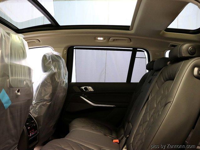 new 2025 BMW X7 car, priced at $89,825