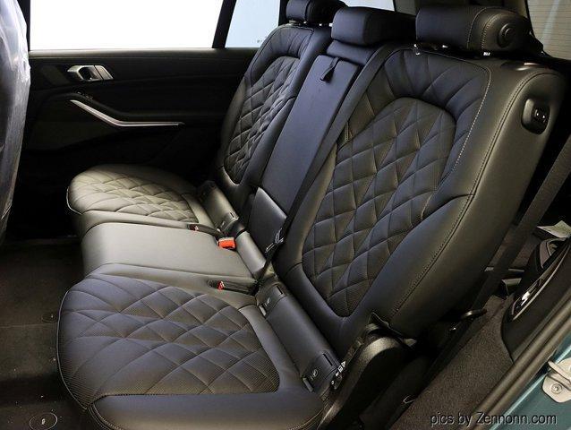 new 2025 BMW X7 car, priced at $89,825