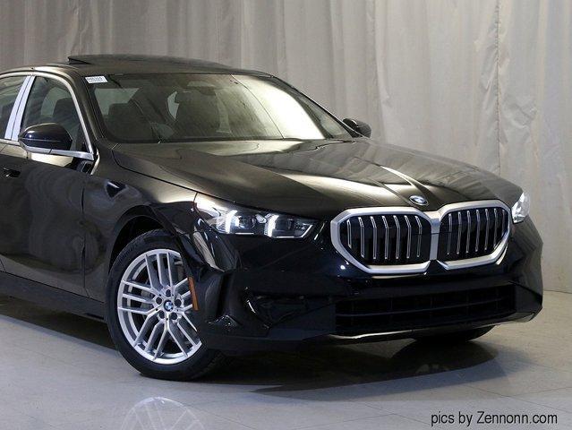 new 2024 BMW 540 car, priced at $70,945