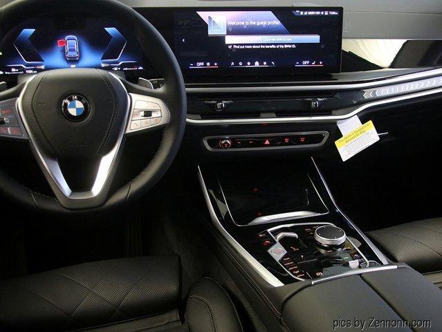 new 2025 BMW X7 car, priced at $90,705